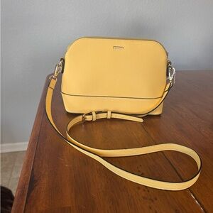 LoveVook Yellow Shoulder or Crossbody purse!